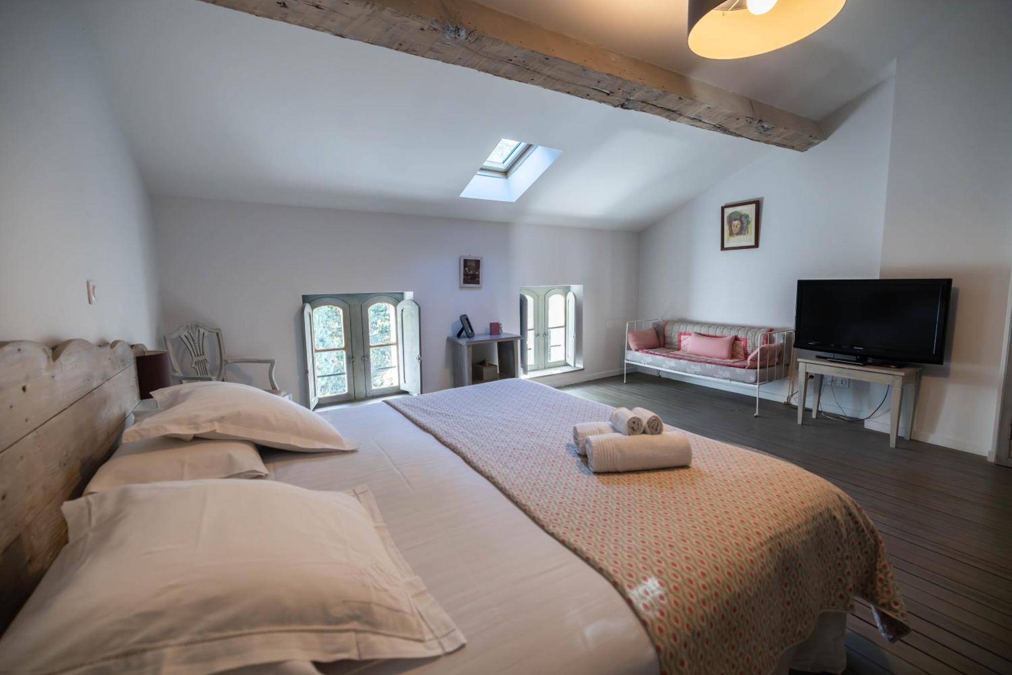 Domaine Castell De Bles Bed & Breakfast Saint-Genis-des-Fontaines Room photo
