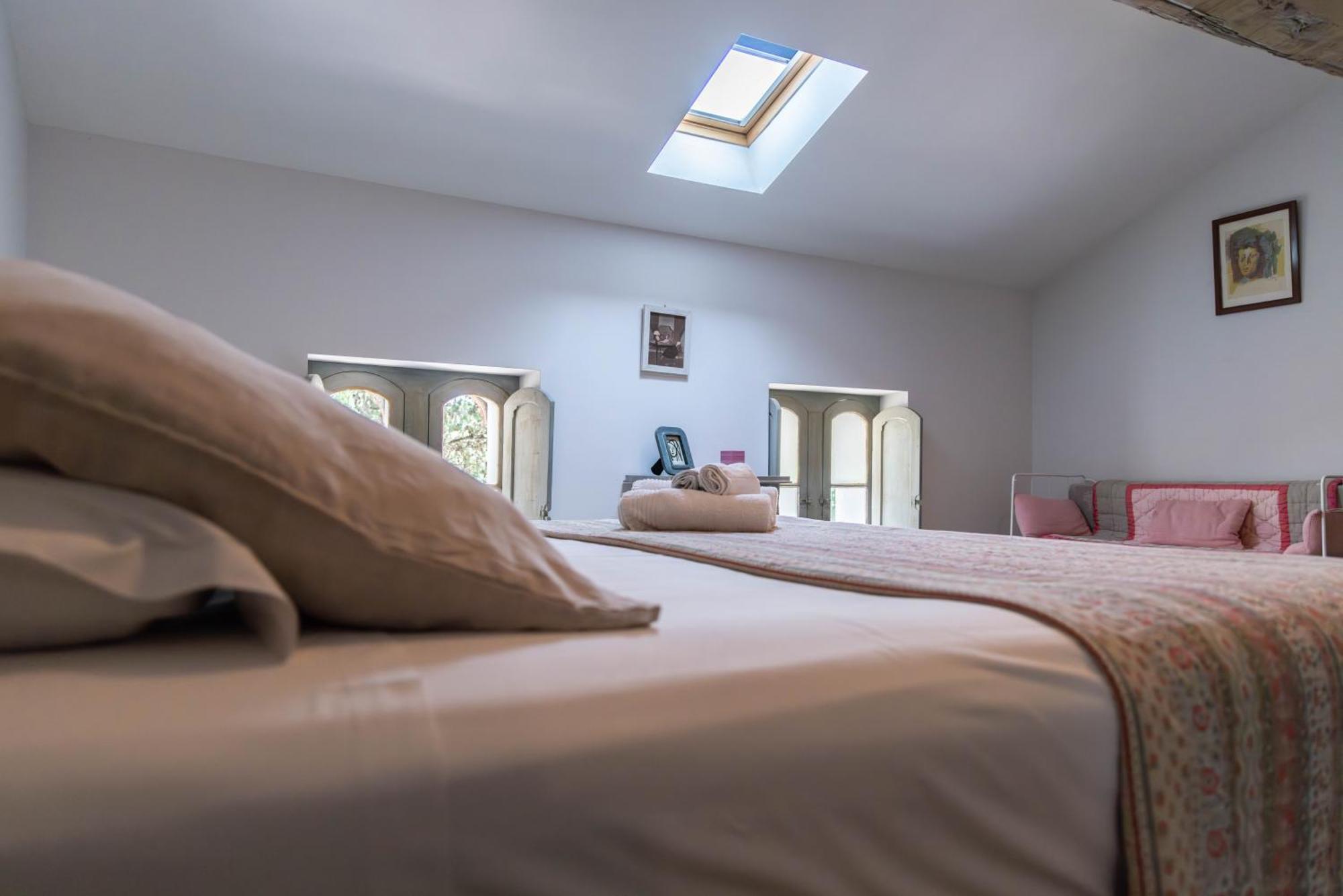 Domaine Castell De Bles Bed & Breakfast Saint-Genis-des-Fontaines Room photo